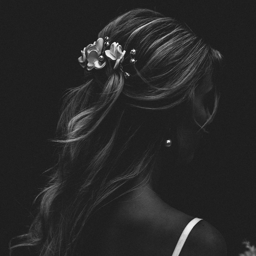 Bridal hair accessories