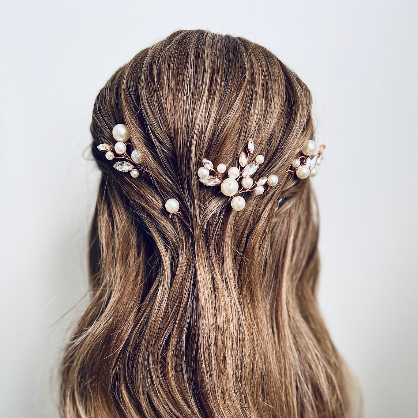 Clara Pins