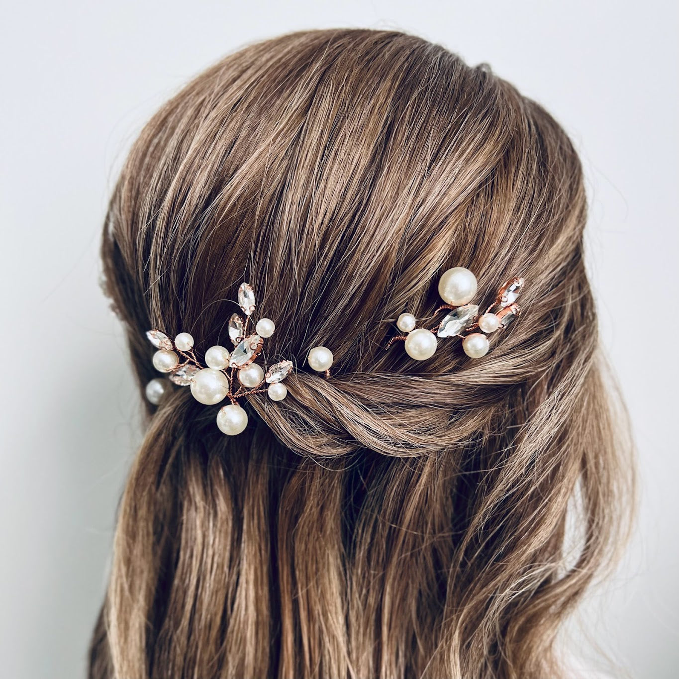 Clara Pins
