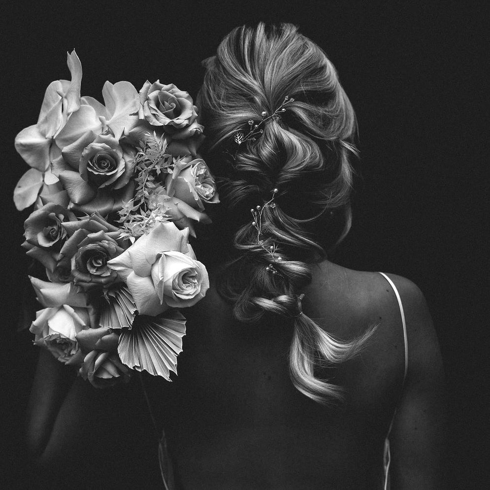Bridal hair accessories